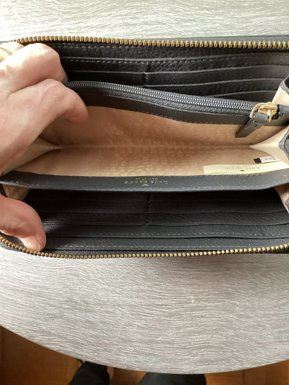 Kate Spade New York black and cream Zanni crossbody purse